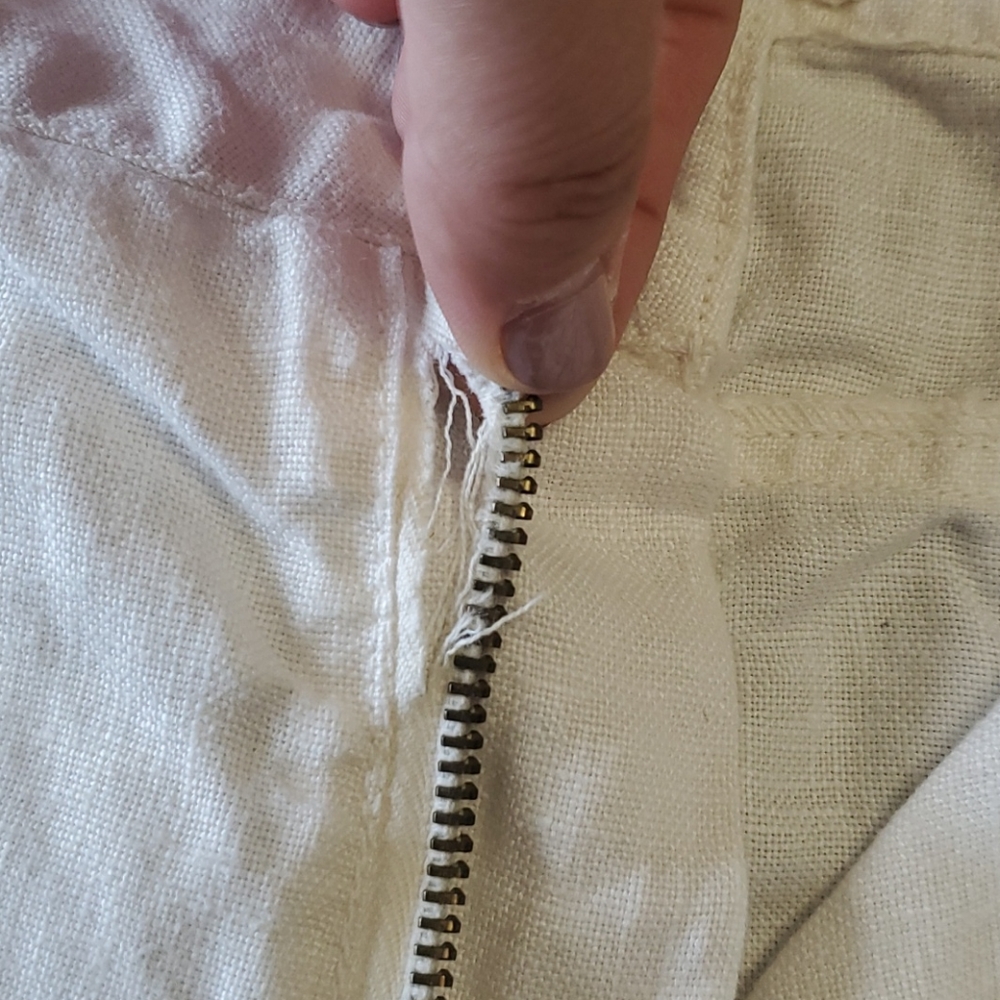Linen shorts - Picture 6 of 11